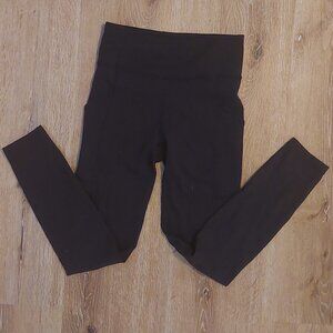 In Movement Lululemon 7/8 Leggings Size 4, Excellent Condition